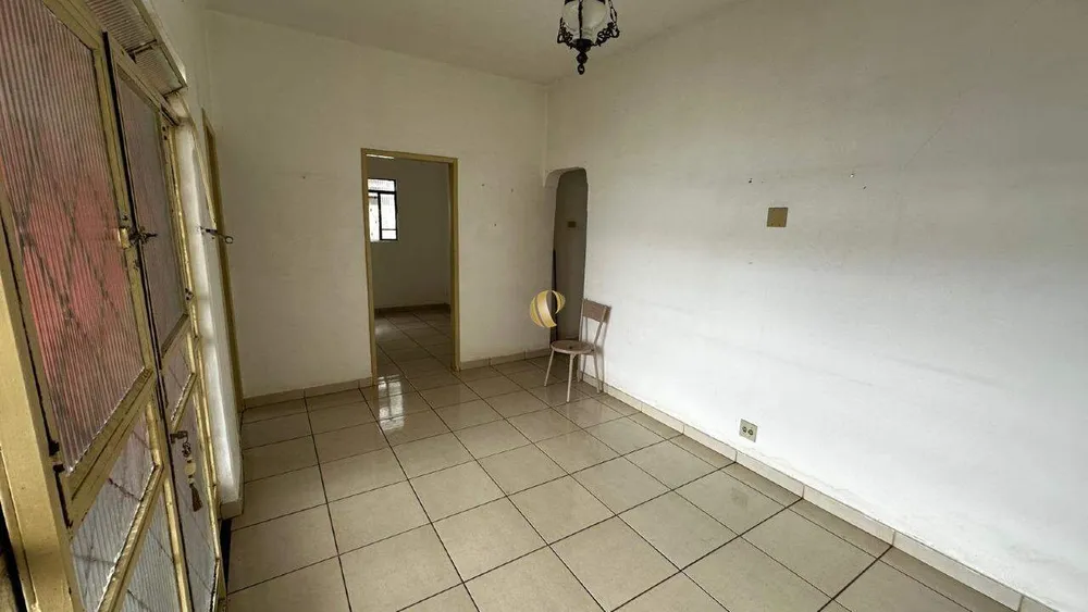 Casa, 4 quartos, 250 m² - Foto 4