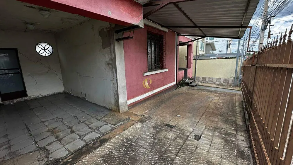 Casa, 4 quartos, 250 m² - Foto 2