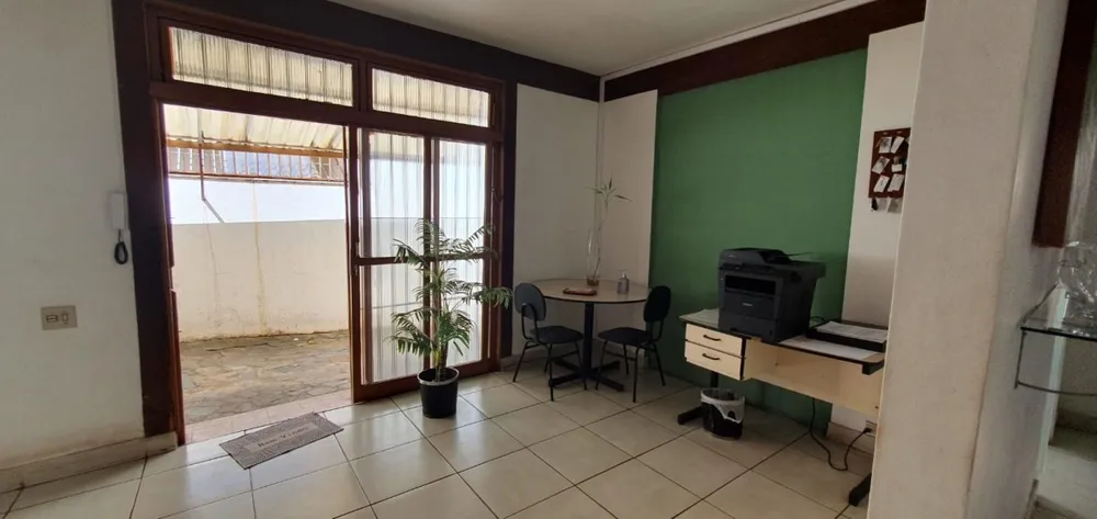Casa, 3 quartos, 297 m² - Foto 6