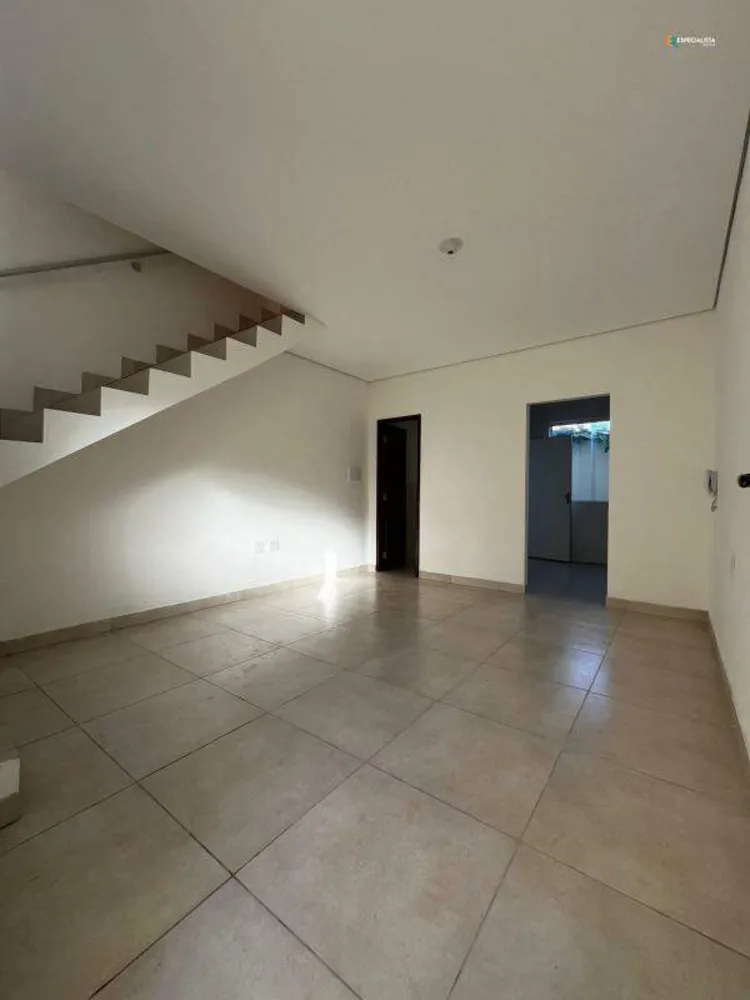 Casa, 2 quartos, 64 m² - Foto 2