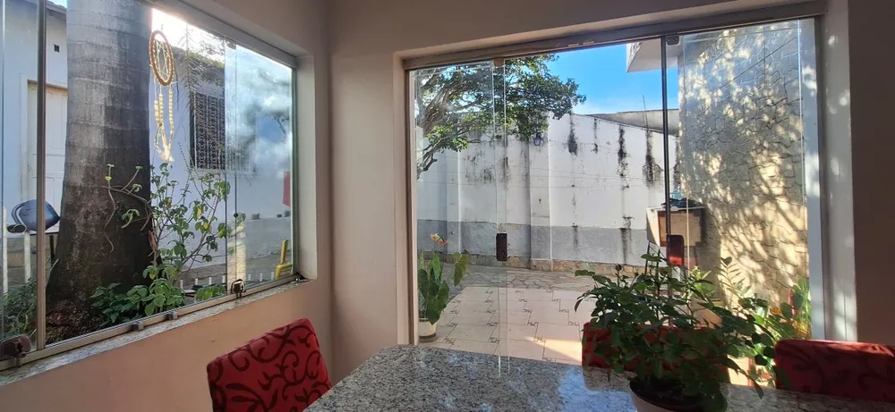 Casa, 4 quartos, 300 m² - Foto 8