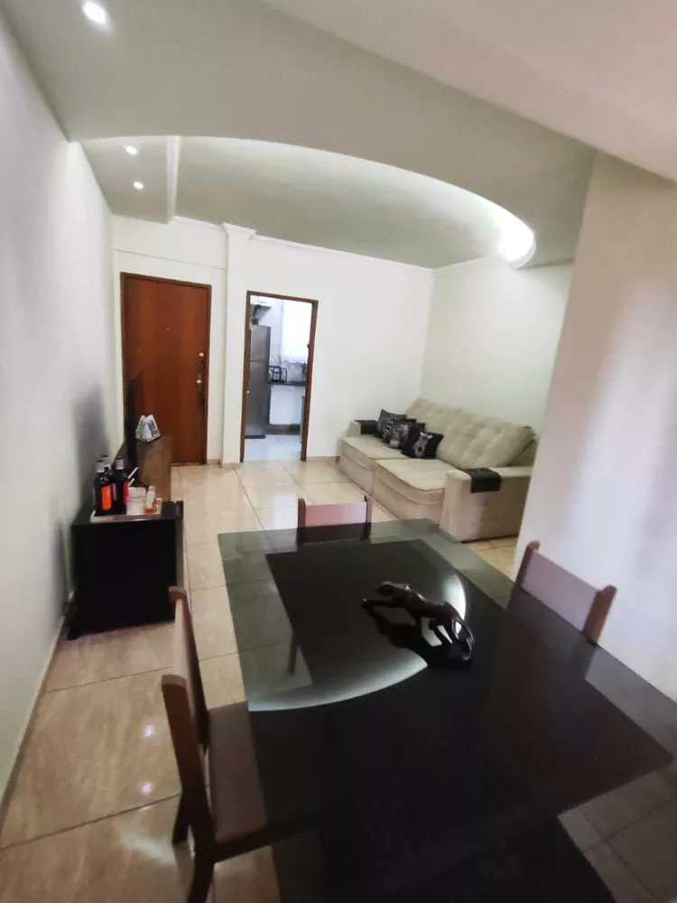 Apartamento à venda com 3 quartos, 65m² - Foto 4