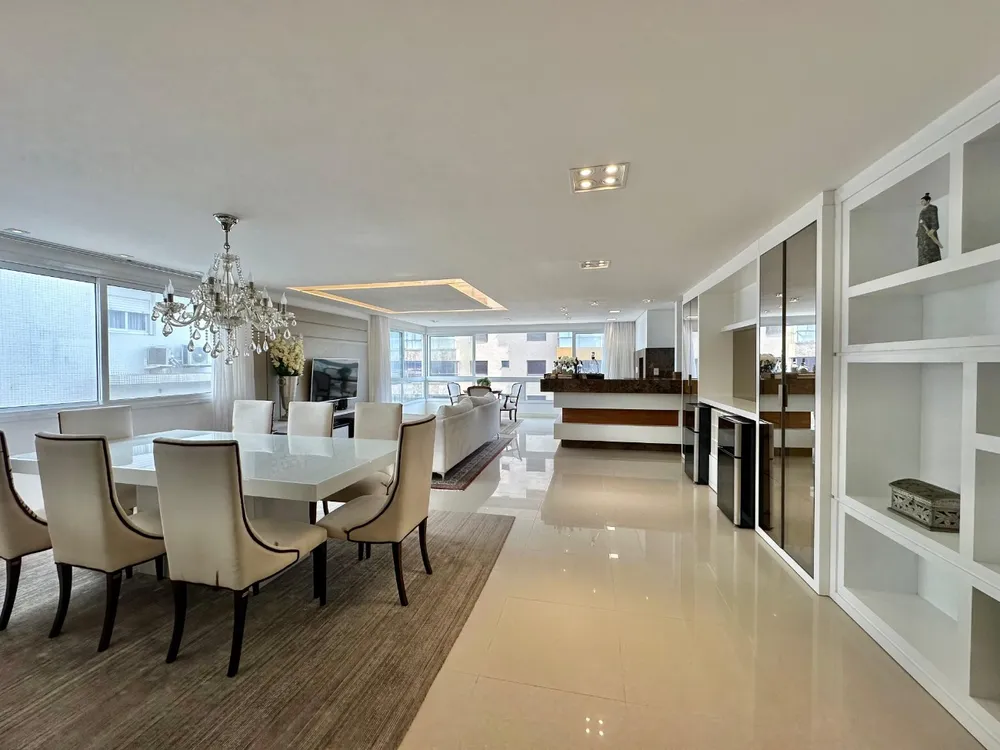 Apartamento, 4 quartos, 257 m² - Foto 2