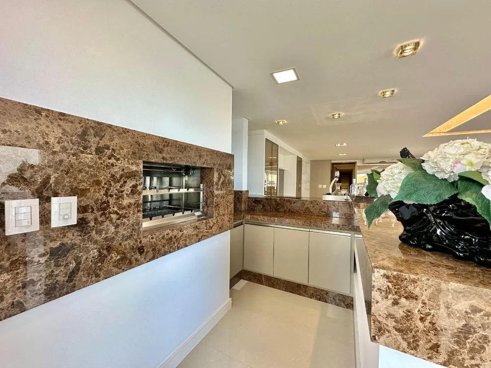 Apartamento, 4 quartos, 257 m² - Foto 4