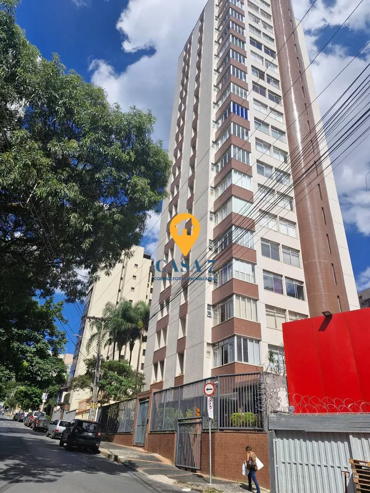 Apartamento à venda com 4 quartos, 170m² - Foto 1