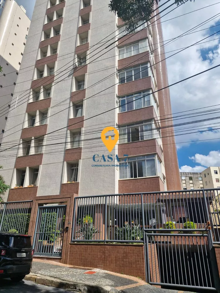 Apartamento à venda com 4 quartos, 170m² - Foto 2