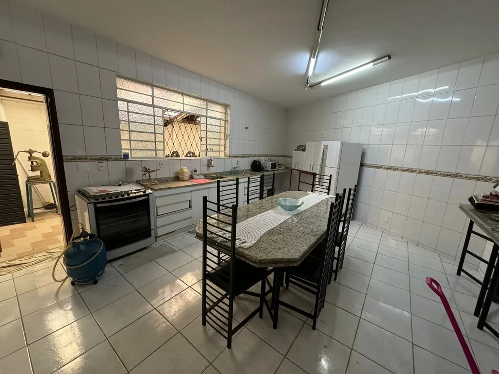 Casa, 9 quartos, 368 m² - Foto 19