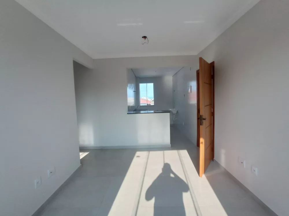 Apartamento à venda com 3 quartos, 55m² - Foto 2