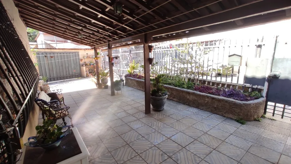 Casa, 4 quartos, 188 m² - Foto 3