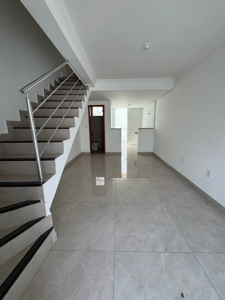Casa, 2 quartos, 65 m² - Foto 1
