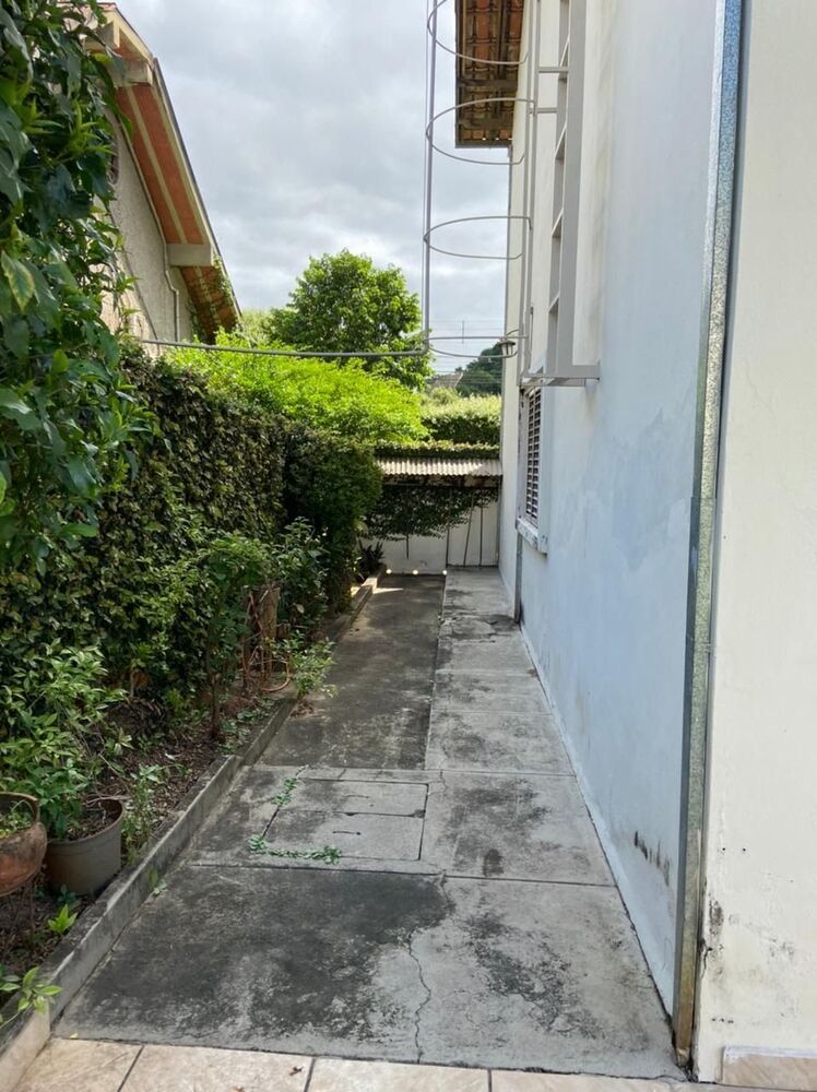 Casa à venda com 4 quartos, 405m² - Foto 2