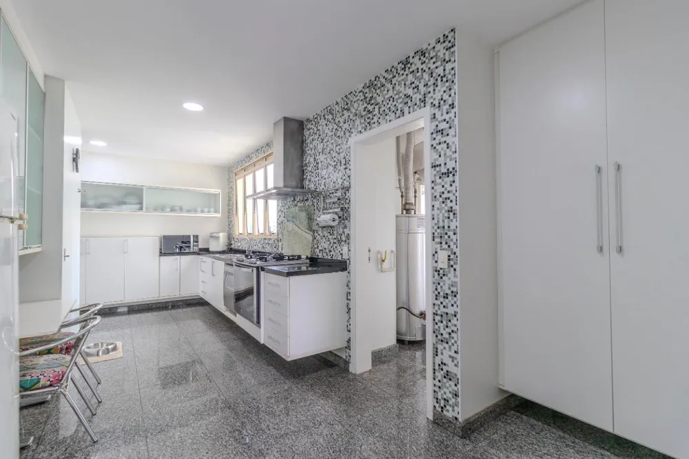 Apartamento, 3 quartos, 237 m² - Foto 9