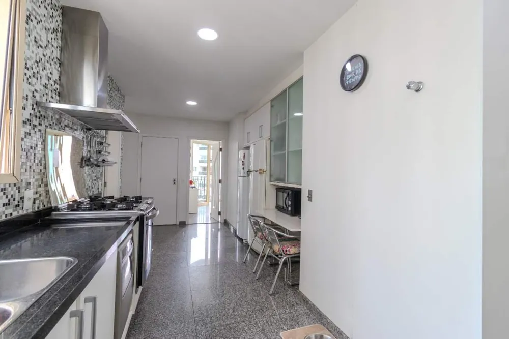 Apartamento, 3 quartos, 237 m² - Foto 3