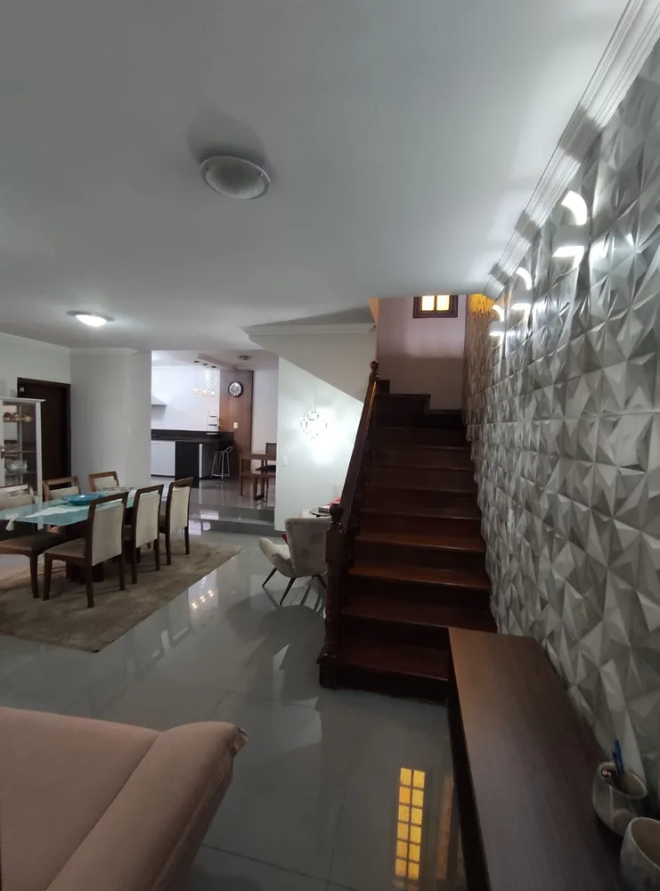 Casa, 5 quartos, 312 m² - Foto 7