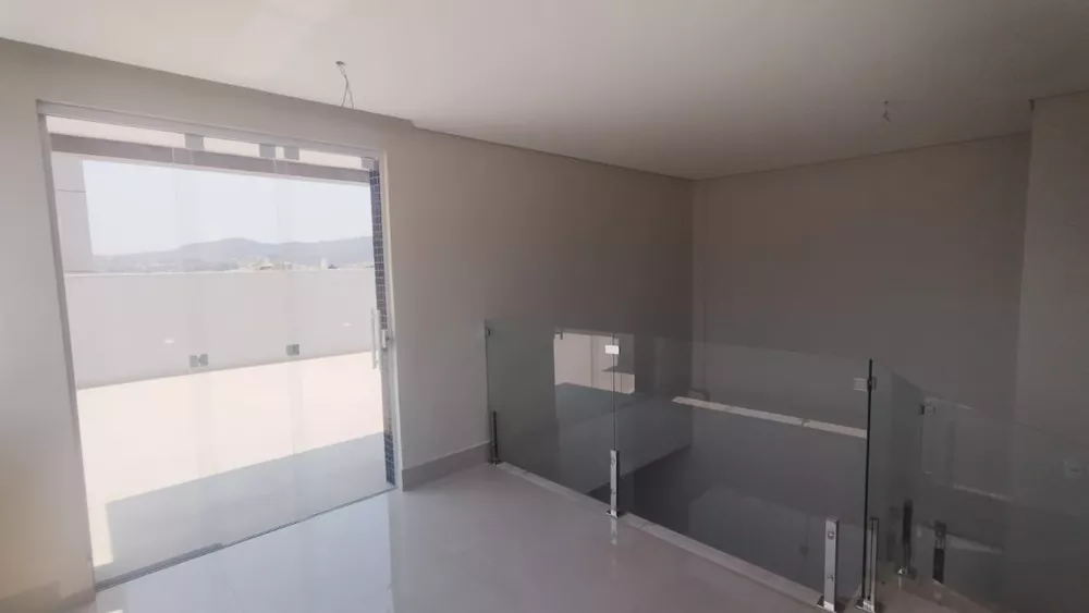 Cobertura à venda com 3 quartos, 160m² - Foto 4