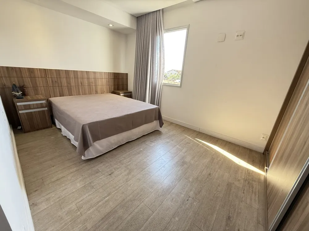 Apartamento, 3 quartos, 107 m² - Foto 1