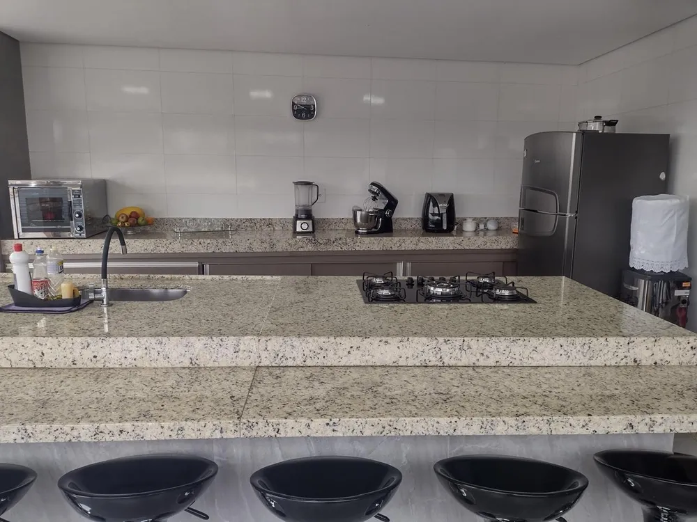 Casa, 3 quartos, 190 m² - Foto 1