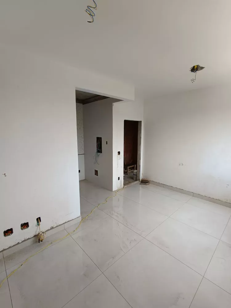 Apartamento à venda com 3 quartos, 62m² - Foto 5