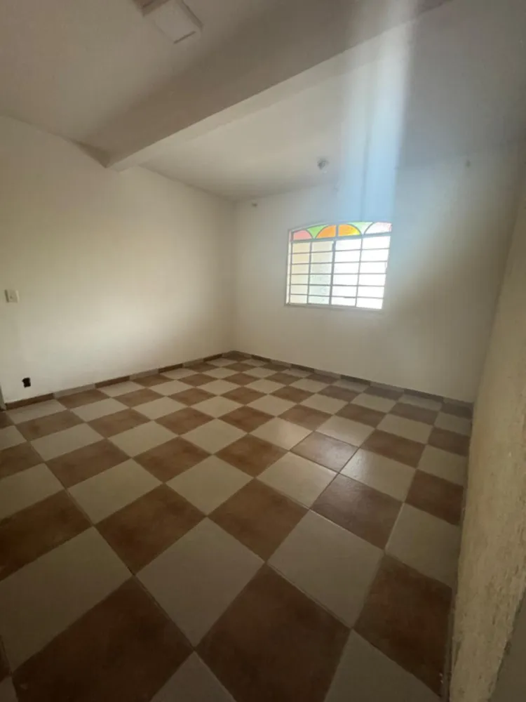 Casa, 4 quartos, 150 m² - Foto 1