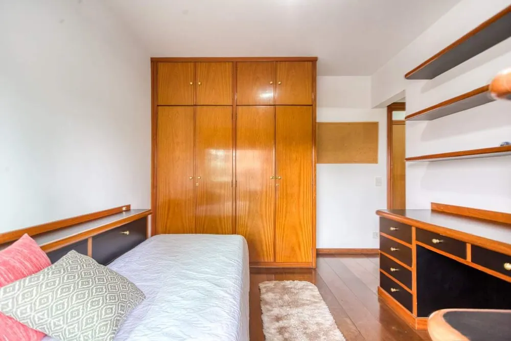 Apartamento, 4 quartos, 236 m² - Foto 2
