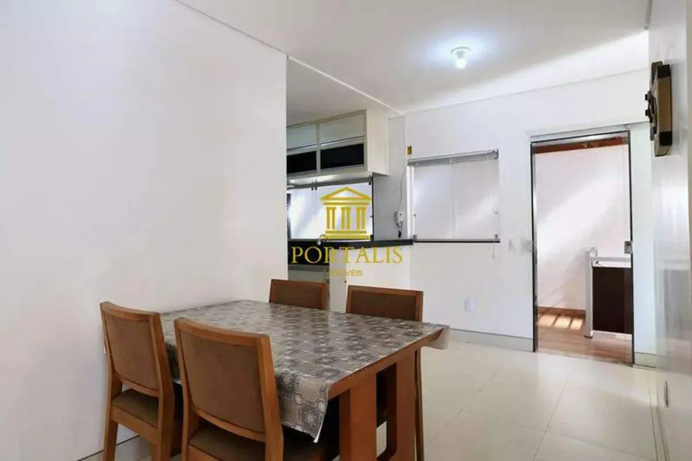 Casa, 3 quartos, 217 m² - Foto 1