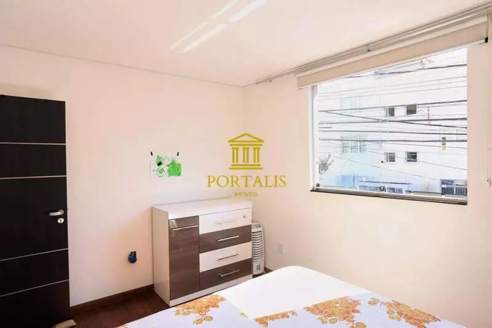Casa, 3 quartos, 217 m² - Foto 3