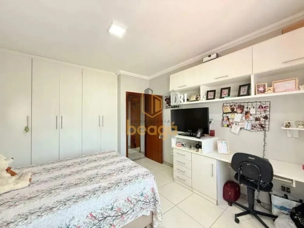 Casa, 4 quartos, 526 m² - Foto 10