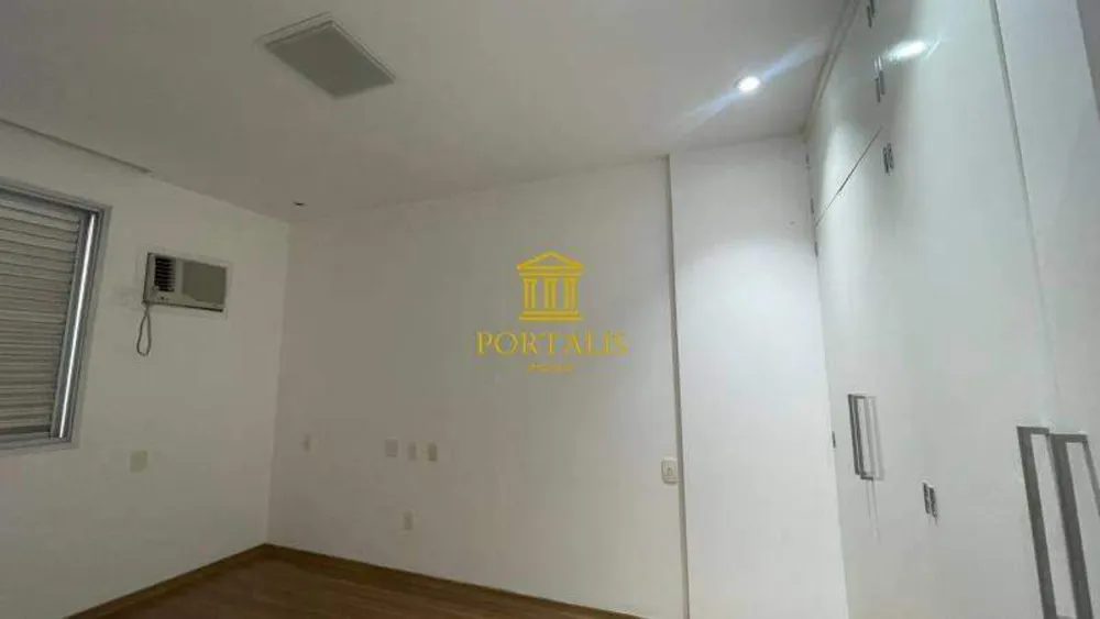 Cobertura, 3 quartos, 213 m² - Foto 10