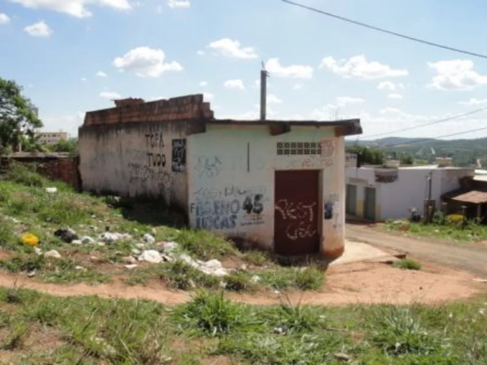 Terreno à venda, 180m² - Foto 3