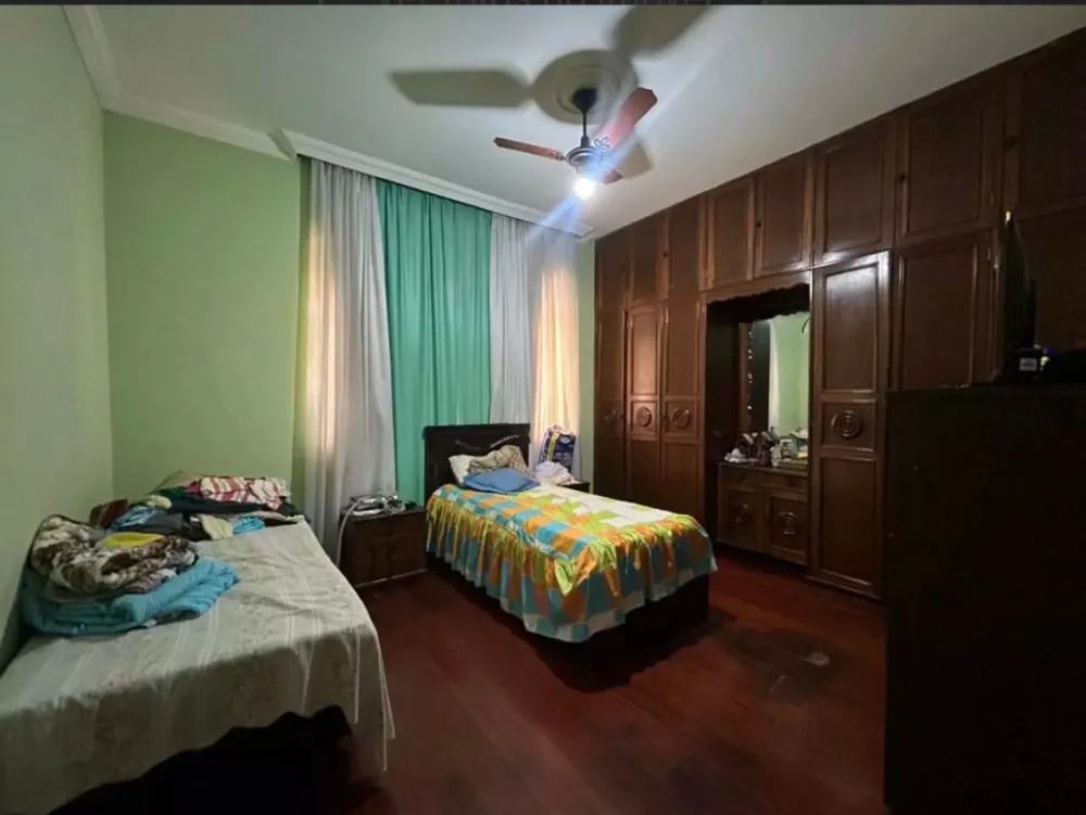 Casa, 3 quartos, 276 m² - Foto 4