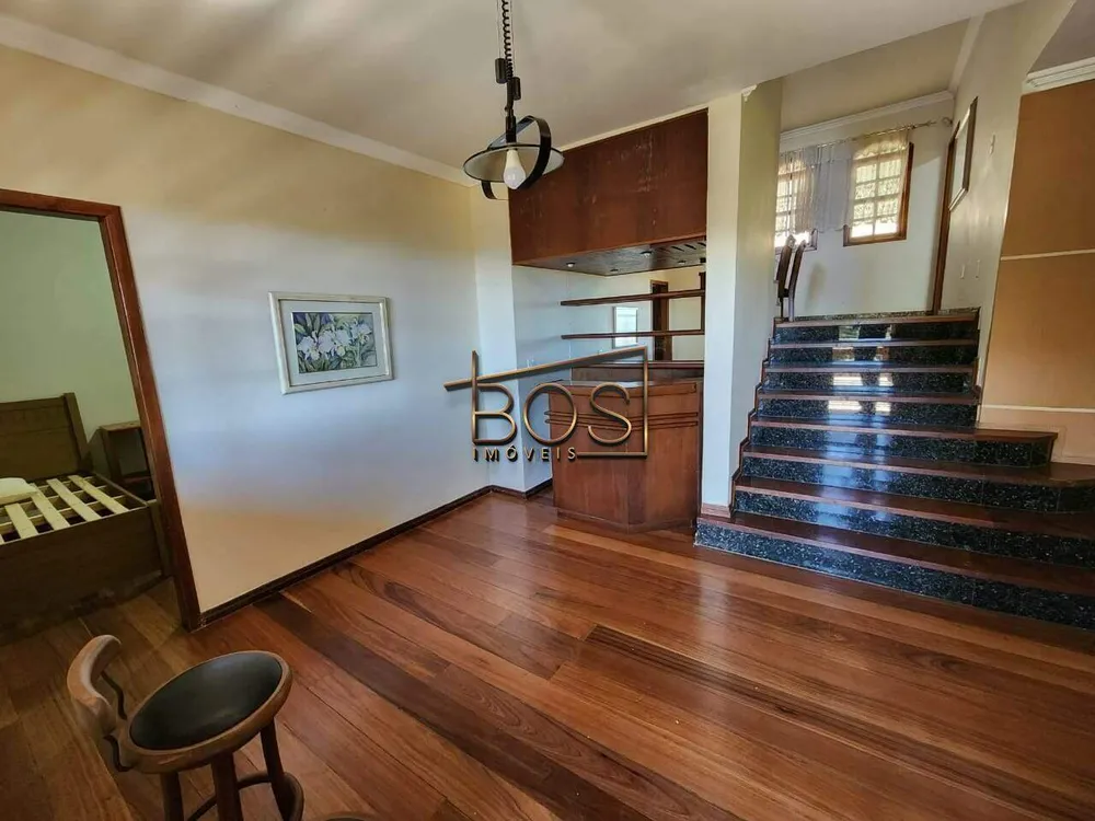 Casa, 5 quartos, 384 m² - Foto 4