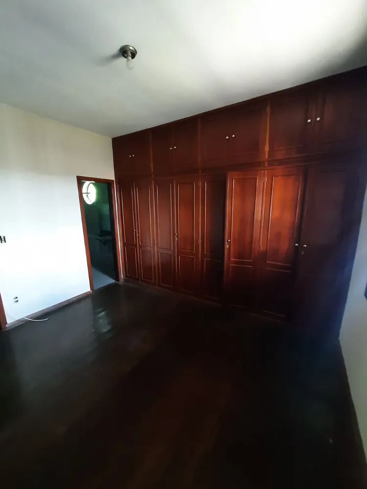 Casa, 3 quartos, 229 m² - Foto 8