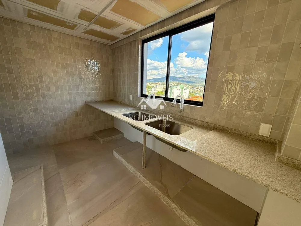 Cobertura, 4 quartos, 258 m² - Foto 14