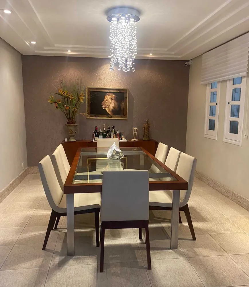 Casa, 4 quartos, 330 m² - Foto 2