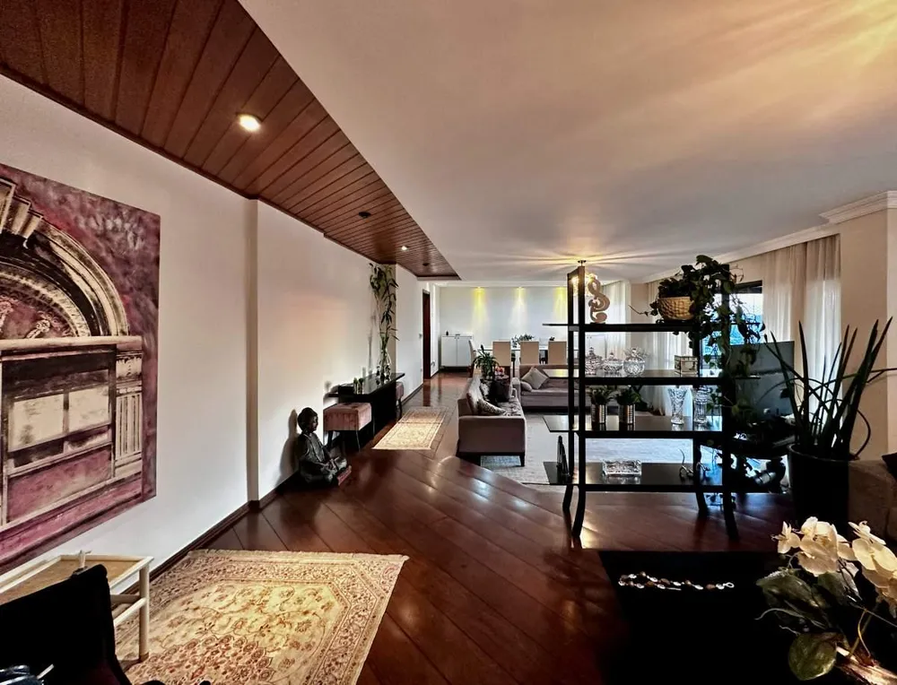 Apartamento, 4 quartos, 274 m² - Foto 1