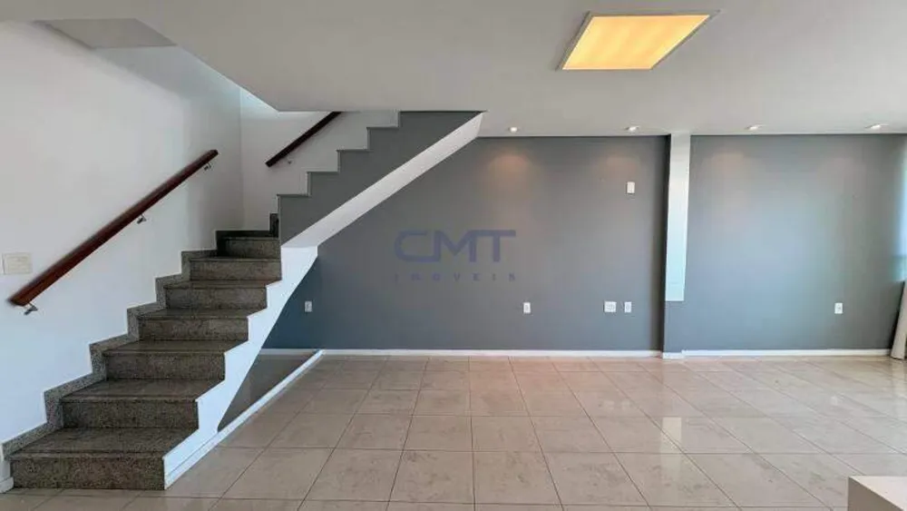 Cobertura, 3 quartos, 156 m² - Foto 4