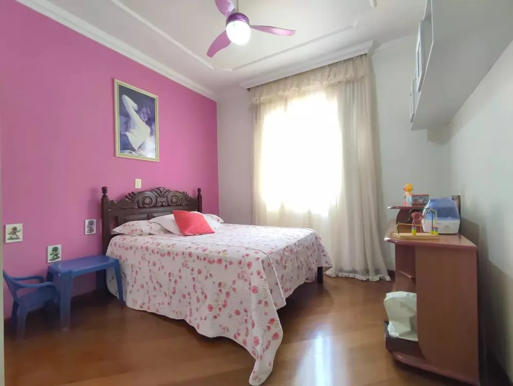 Casa, 4 quartos, 273 m² - Foto 8