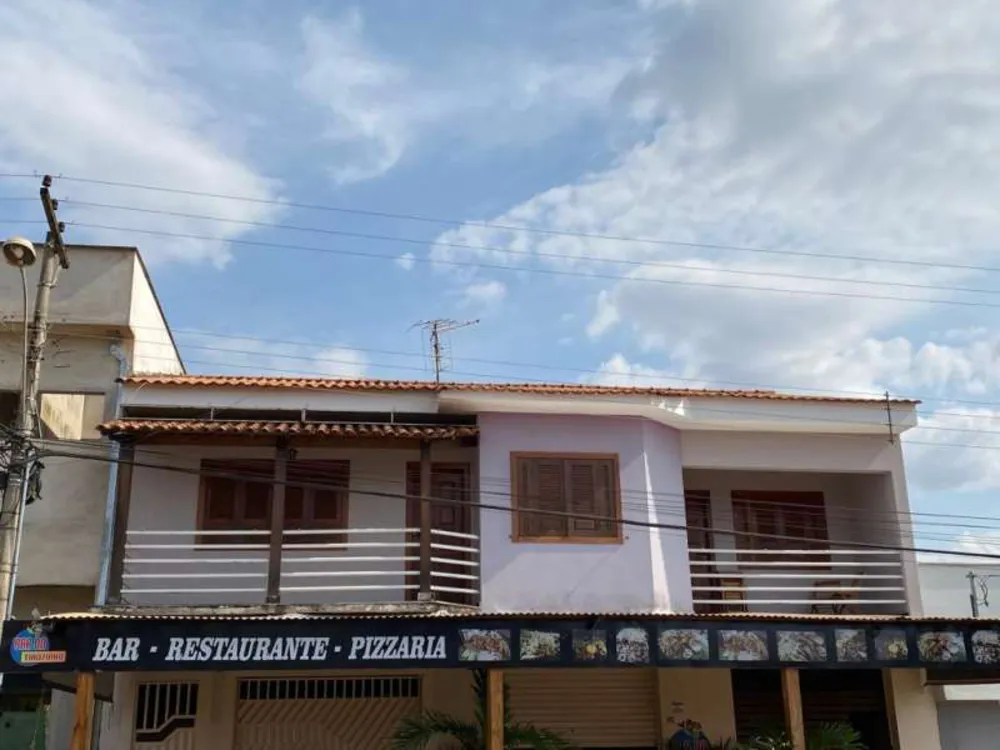 Casa, 3 quartos, 360 m² - Foto 1