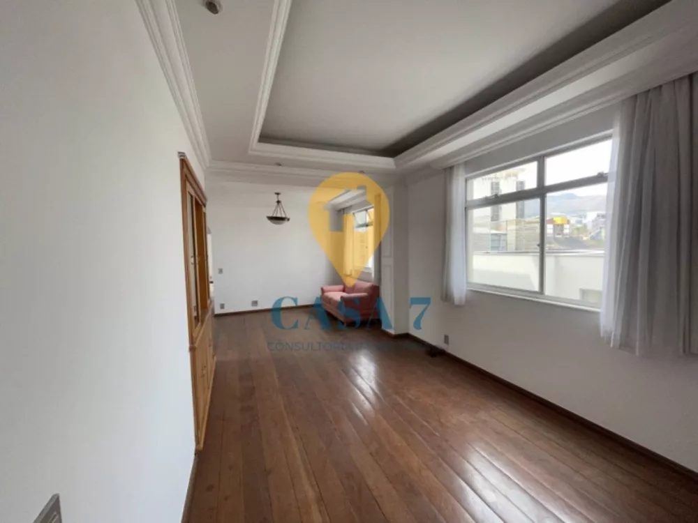 Apartamento à venda com 4 quartos, 130m² - Foto 1