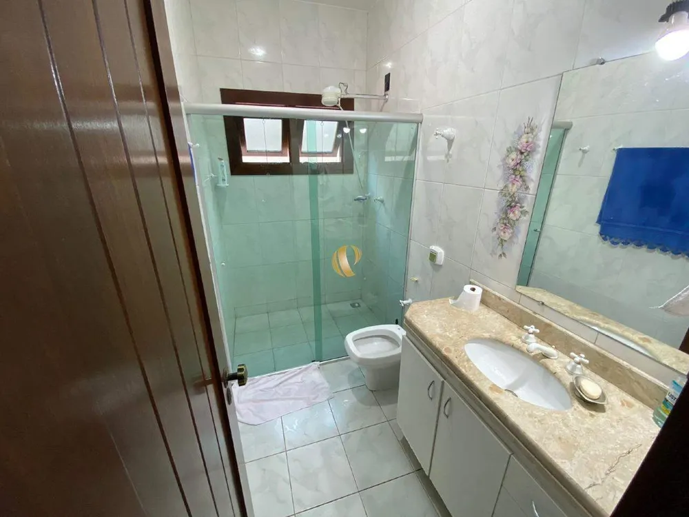 Casa, 3 quartos, 240 m² - Foto 9