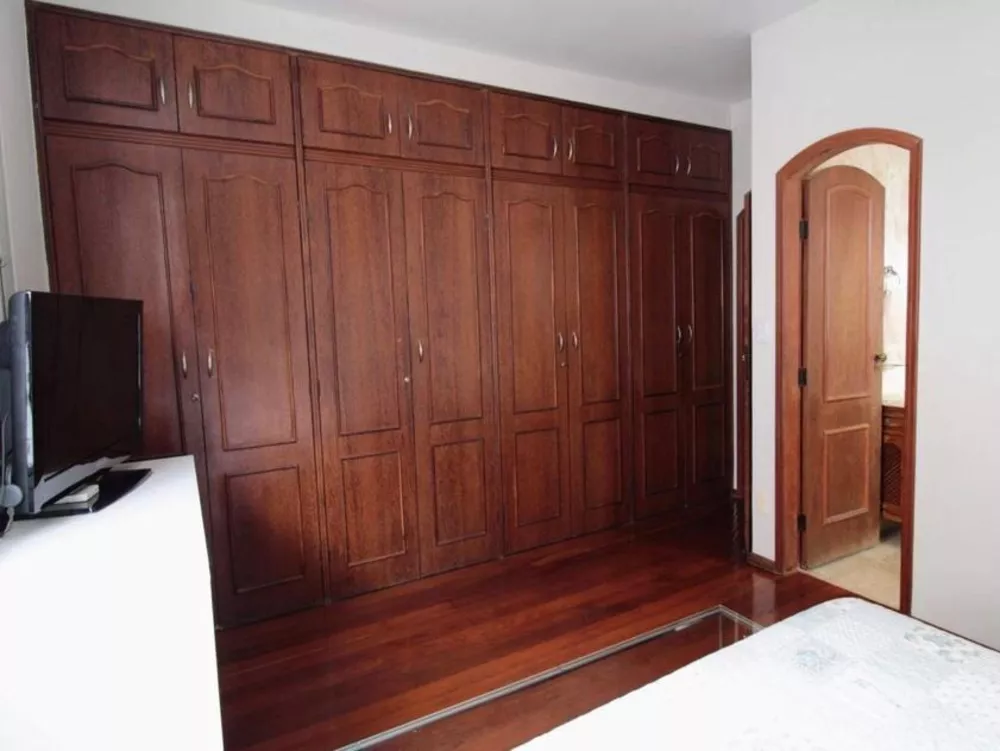 Apartamento à venda com 4 quartos, 154m² - Foto 11