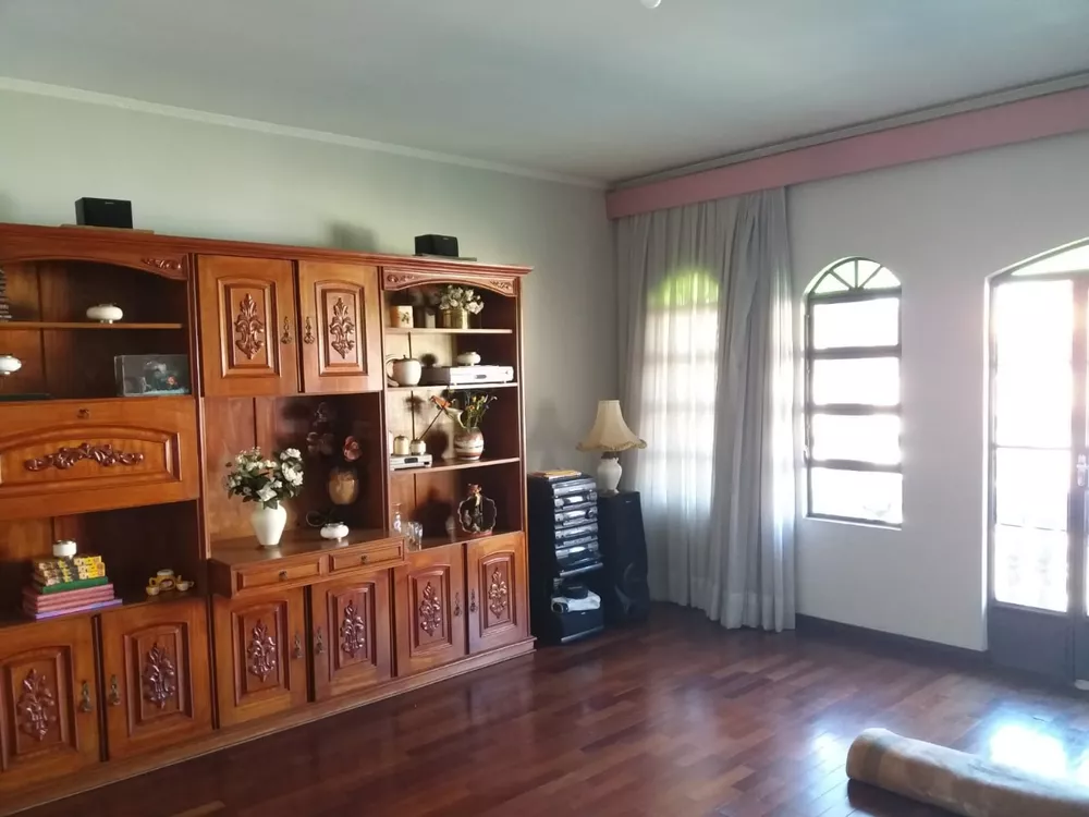 Casa à venda com 3 quartos, 170m² - Foto 8