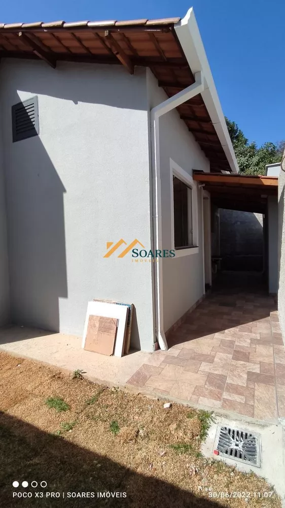 Casa à venda com 2 quartos, 200m² - Foto 4