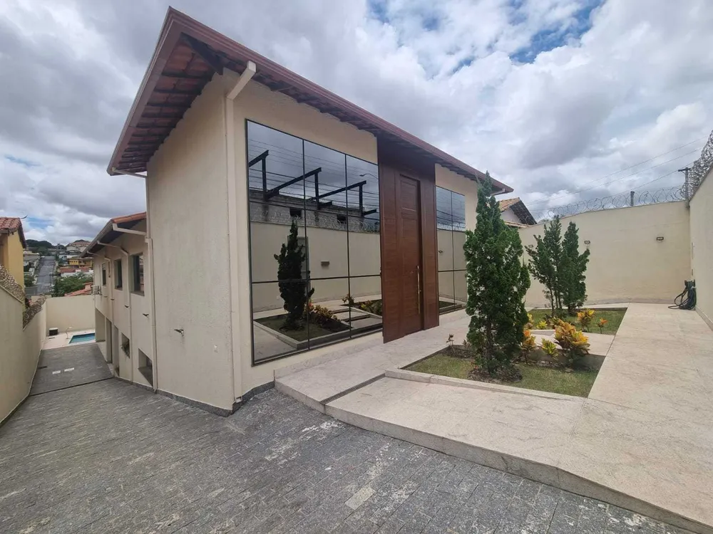Casa, 5 quartos, 468 m² - Foto 1