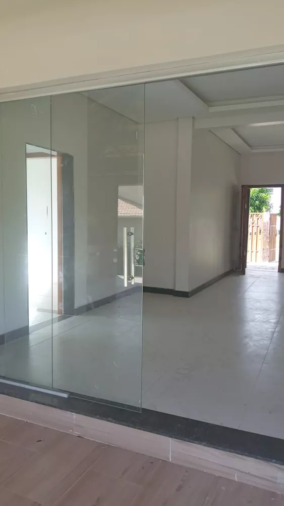 Casa de Condomínio à venda com 3 quartos, 197m² - Foto 4