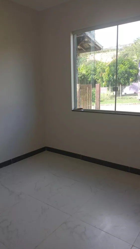 Casa de Condomínio à venda com 3 quartos, 197m² - Foto 8