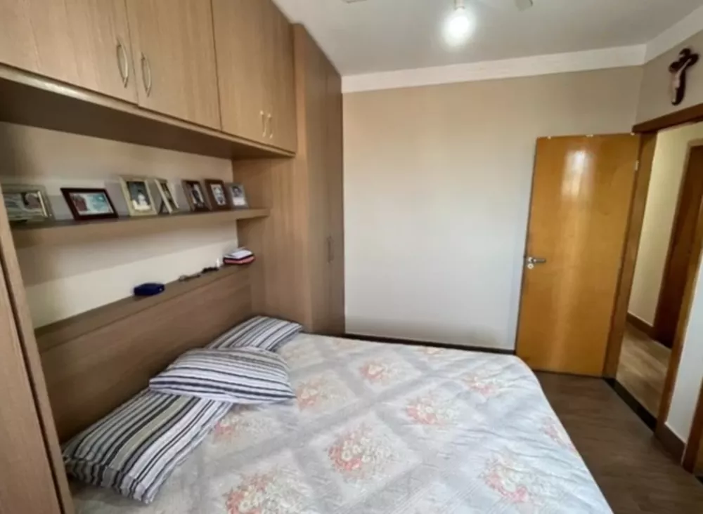 Apartamento à venda com 3 quartos, 133m² - Foto 4