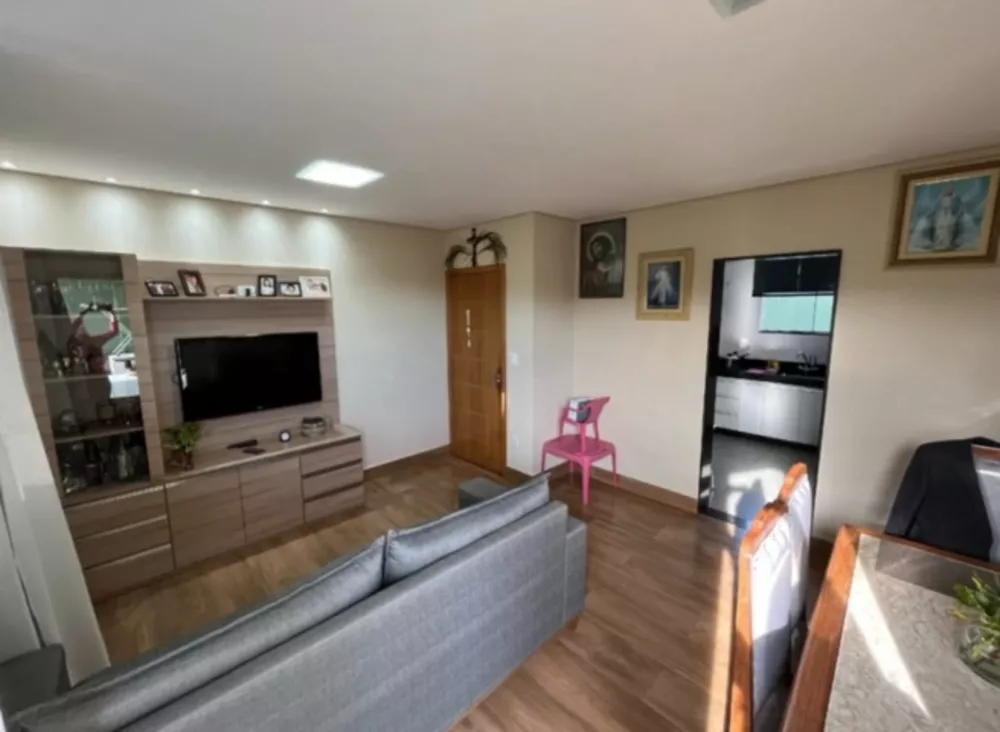 Apartamento à venda com 3 quartos, 133m² - Foto 1