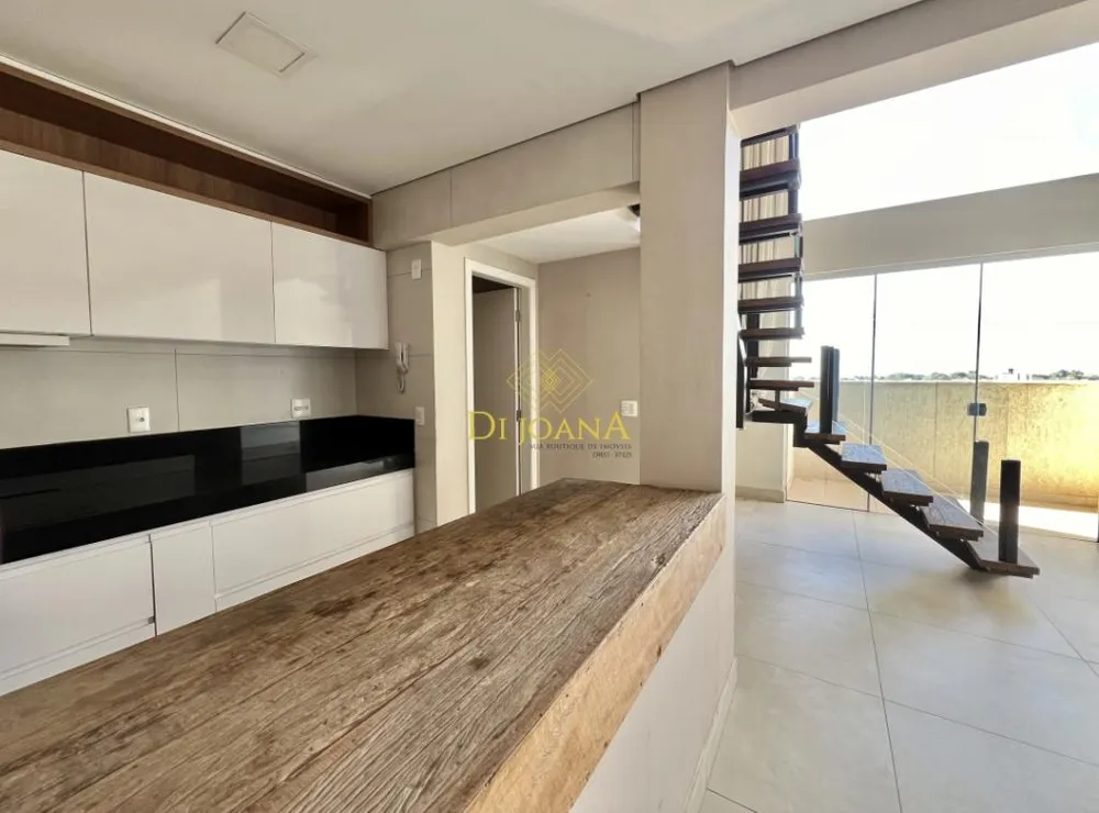 Cobertura, 3 quartos, 220 m² - Foto 3