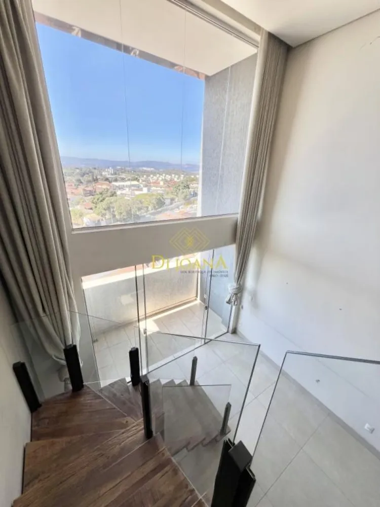 Cobertura, 3 quartos, 220 m² - Foto 1
